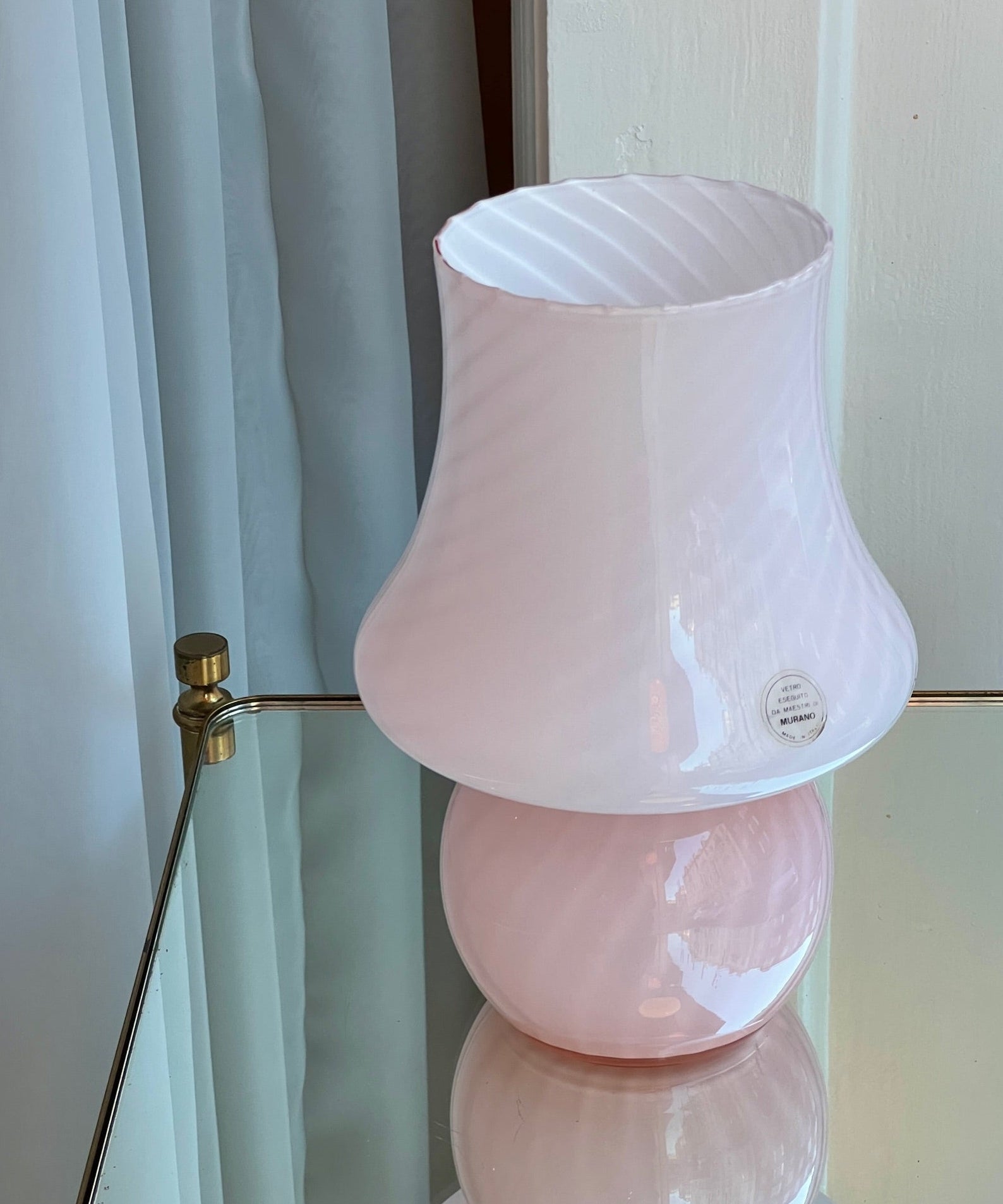 Vintage light pink Murano mushroom table lamp