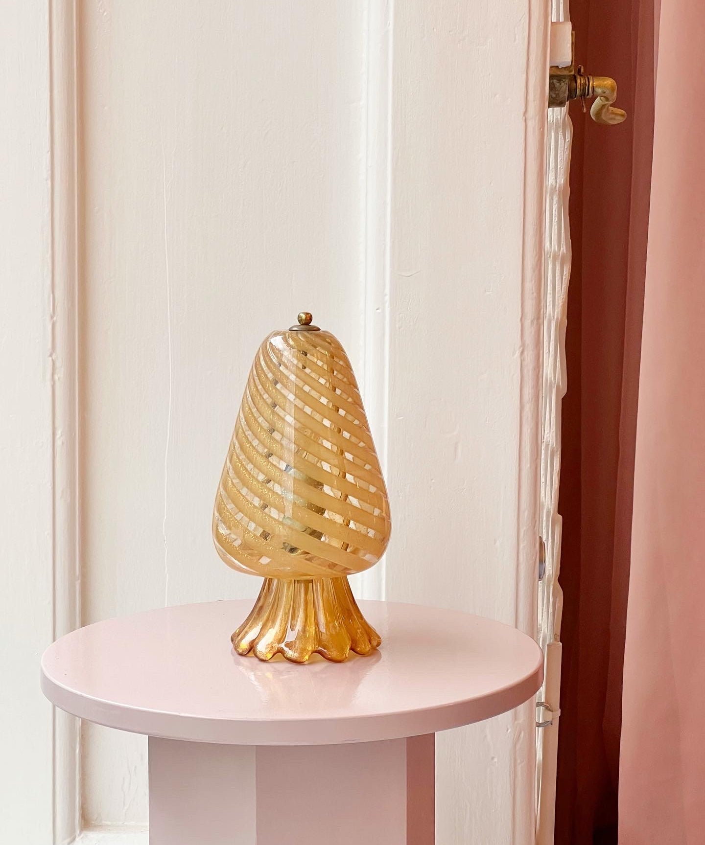 Small vintage amber Murano table lamp