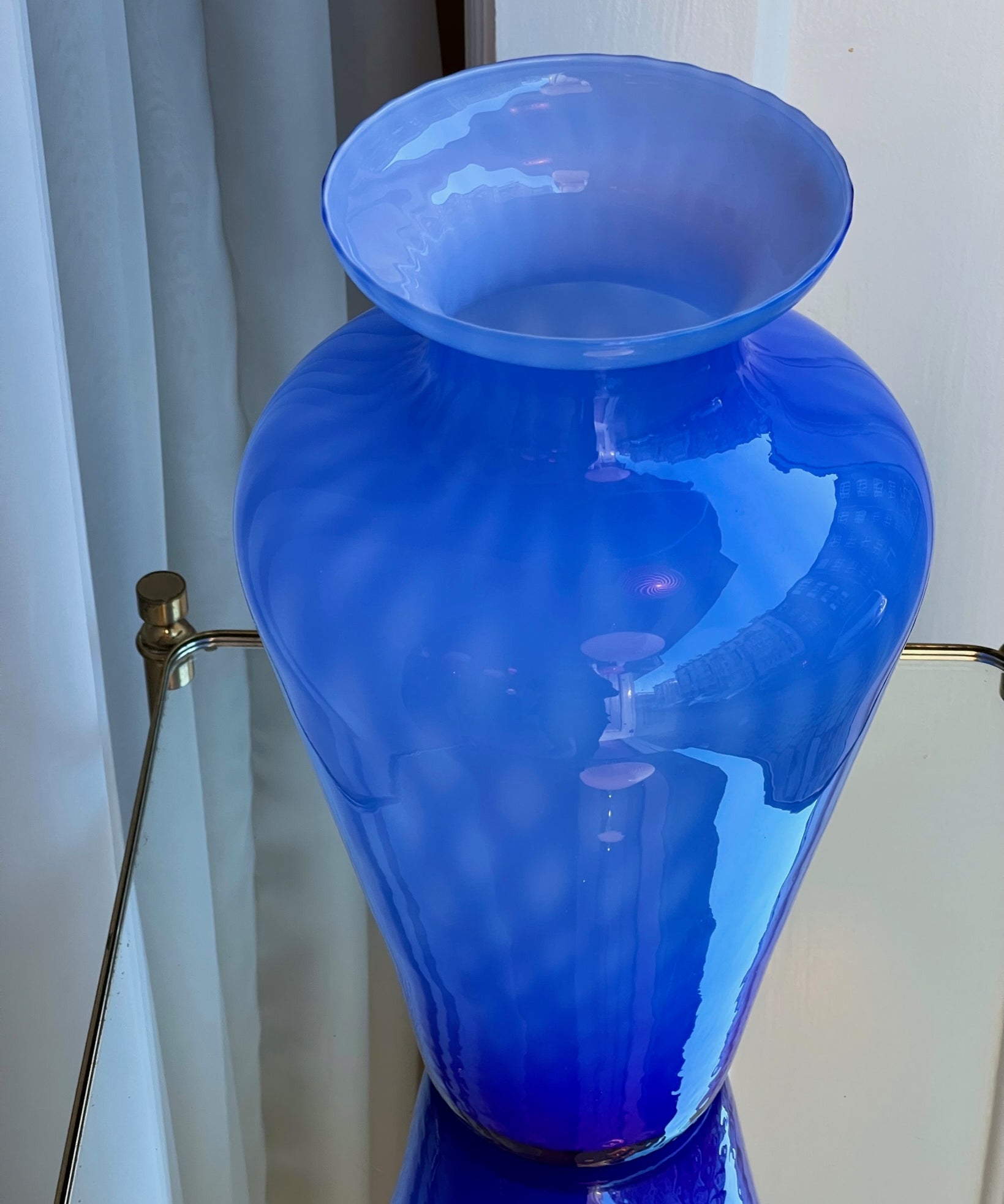 Large vintage blue Murano vase with dots
