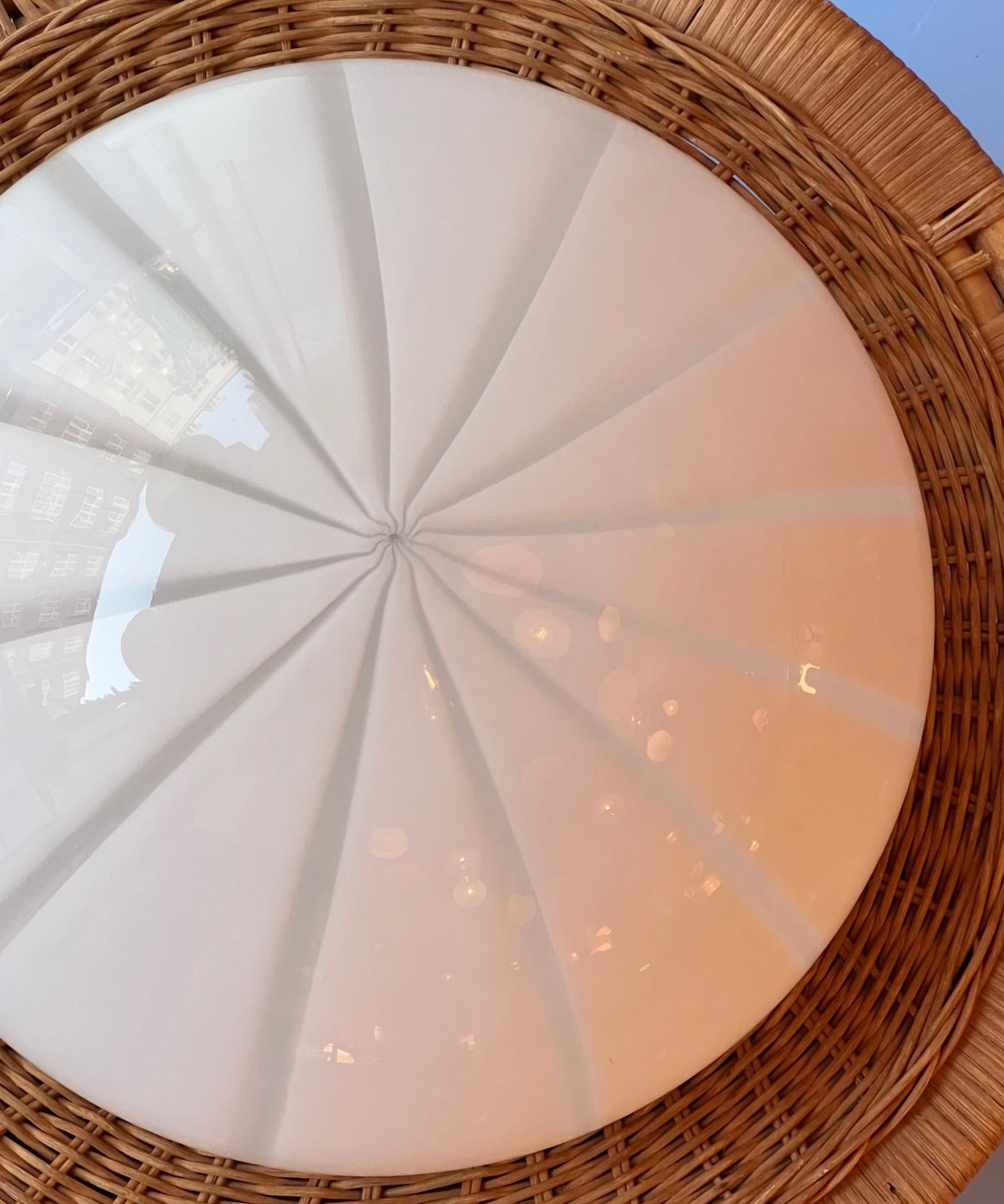 Vintage Murano white spiral ceiling/wall lamp (D30)