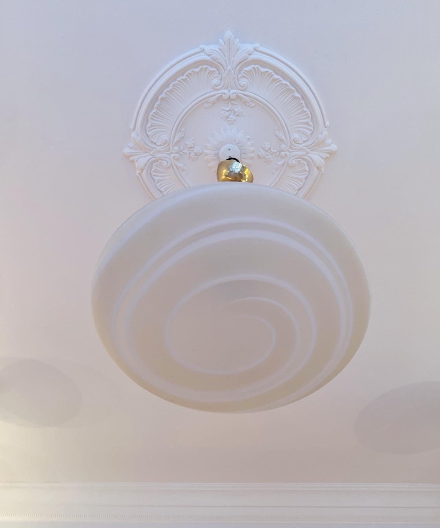 Large Vintage Murano yellow/white spiral ceiling lamp