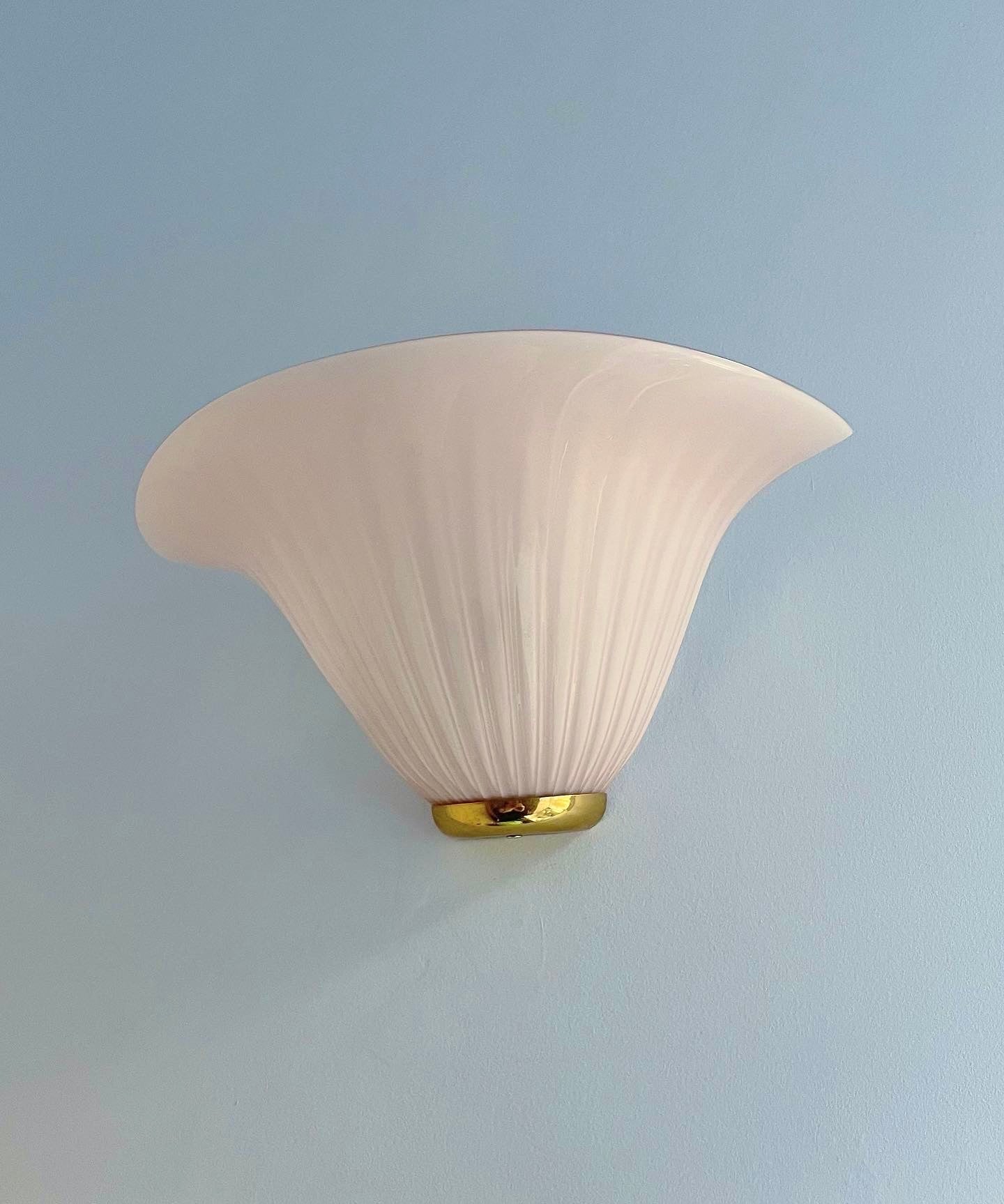 Vintage light pink Murano shell wall lamp