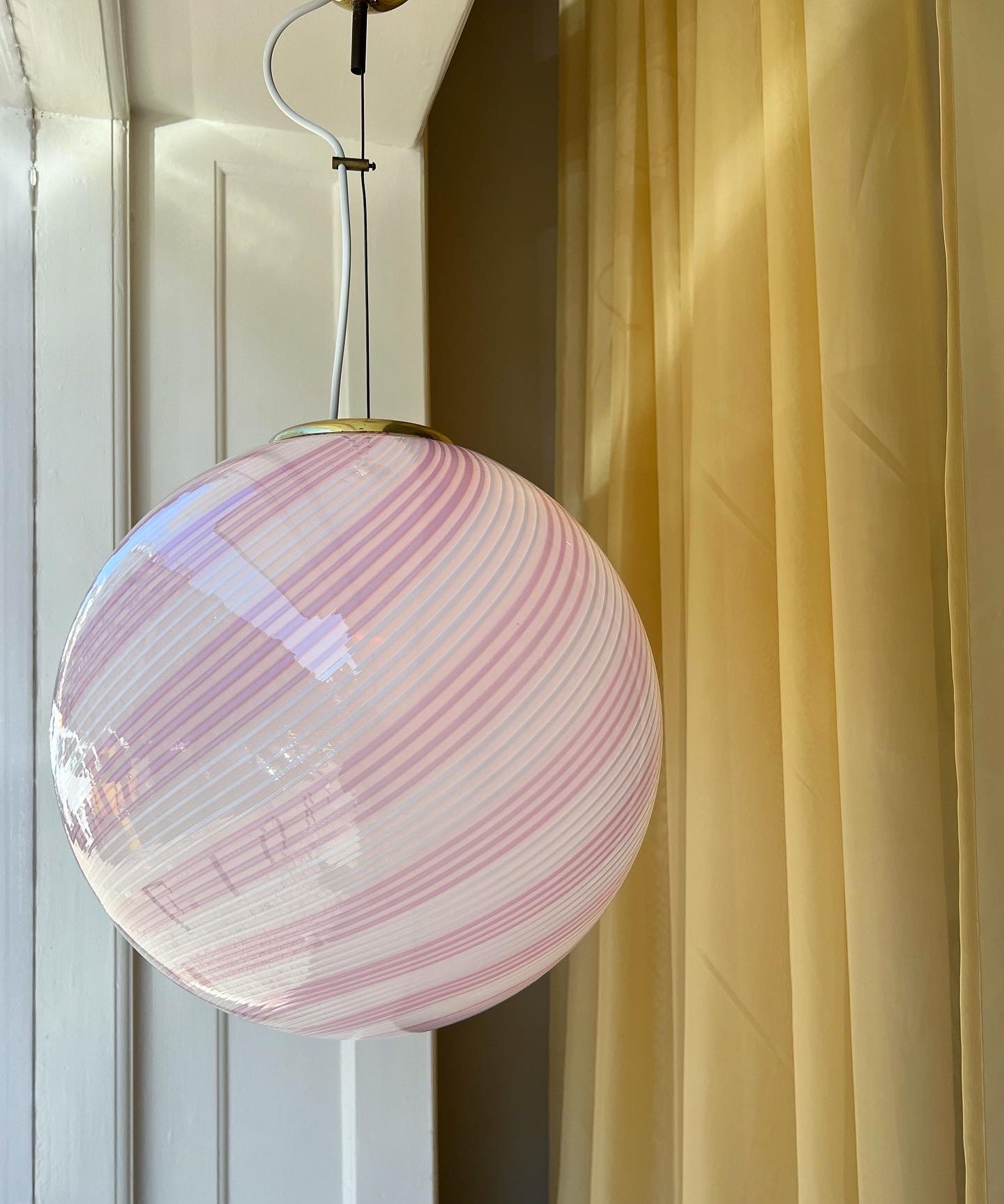 Vintage Murano pink swirl ceiling lamp (D40)