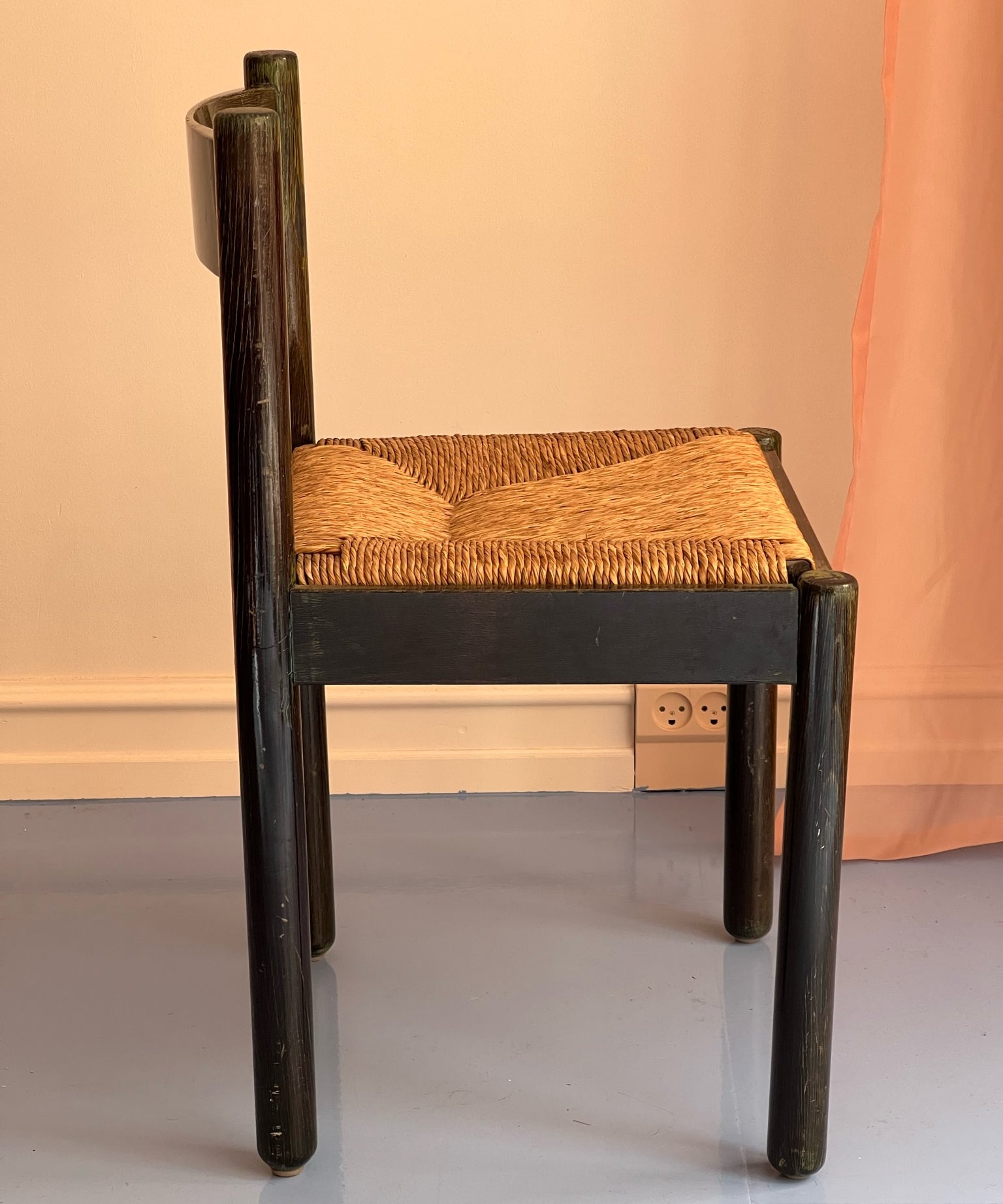 Carimate chair by Vico Magistretti