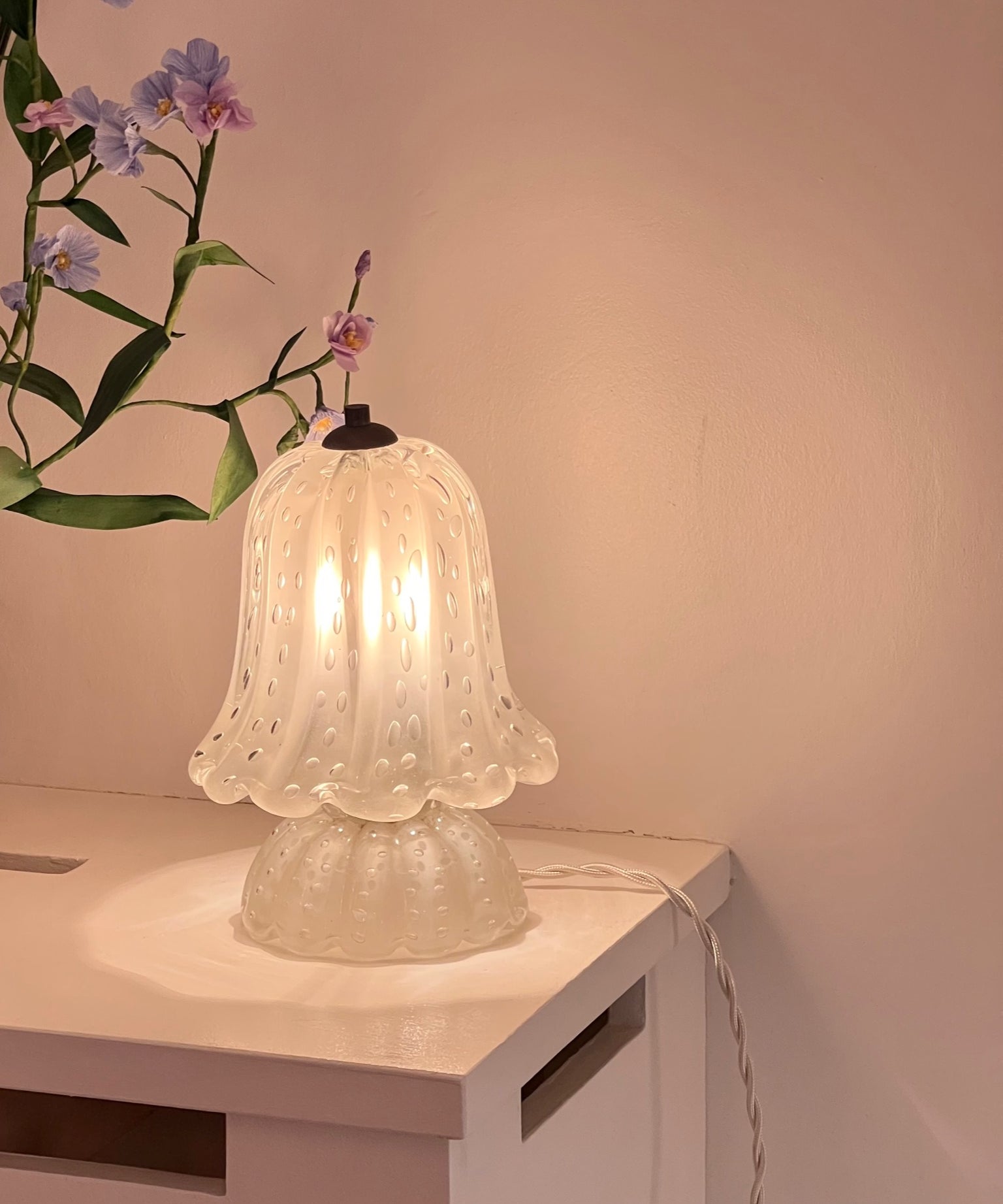 Small vintage white/opal Murano table lamp