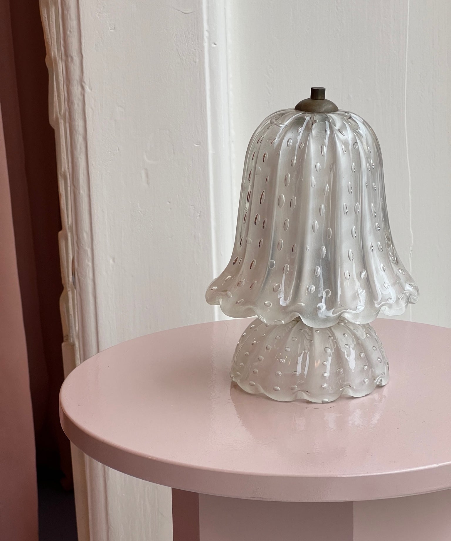 Small vintage white/opal Murano table lamp