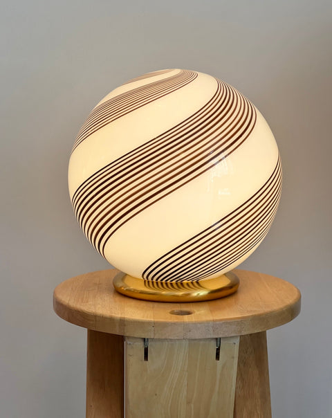Vintage Murano cream table lamp with brown swirl
