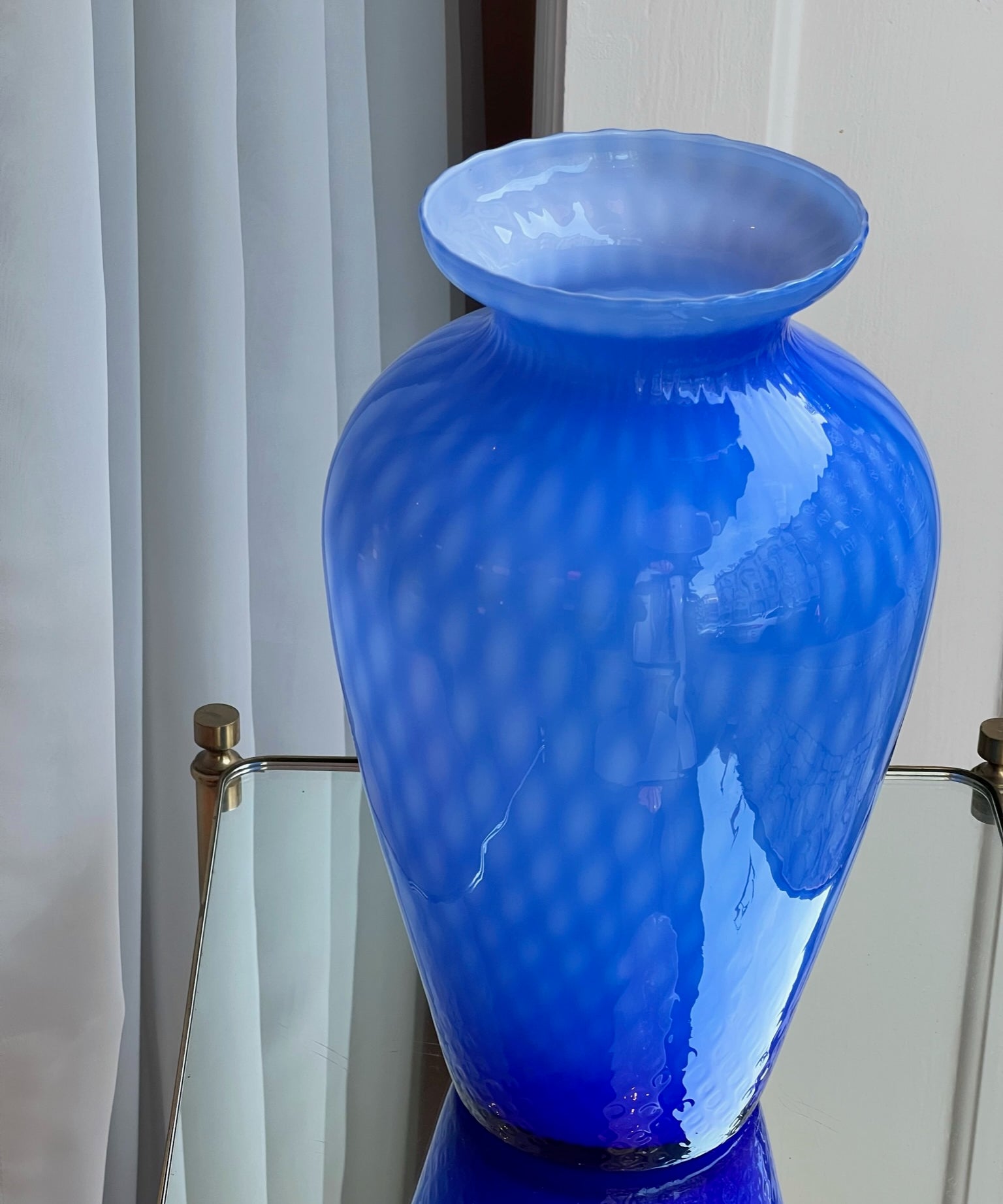 Large vintage blue Murano vase with dots