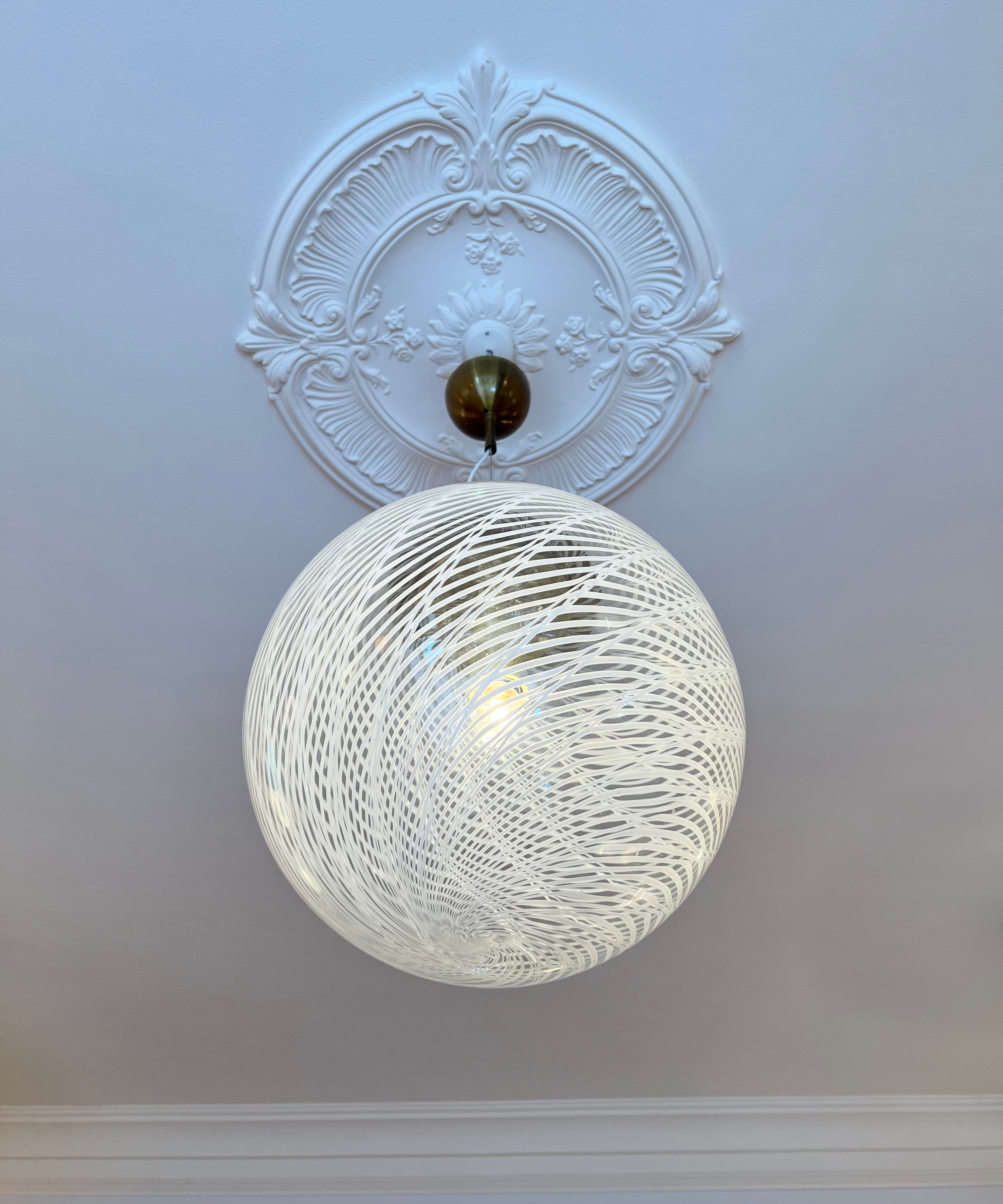 Vintage Murano white pattern round ceiling lamp (D40)