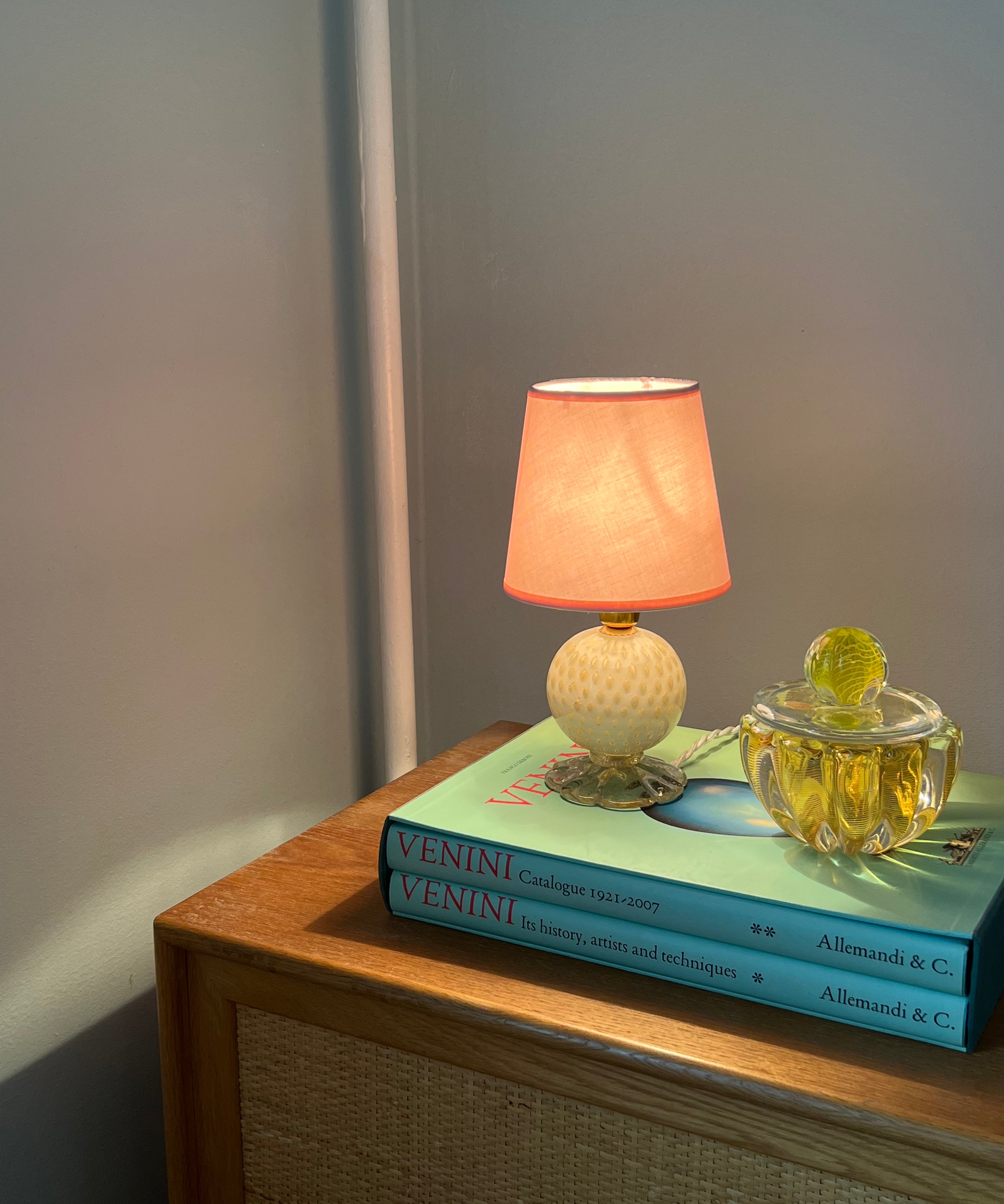 Vintage Murano golden/cream table lamp