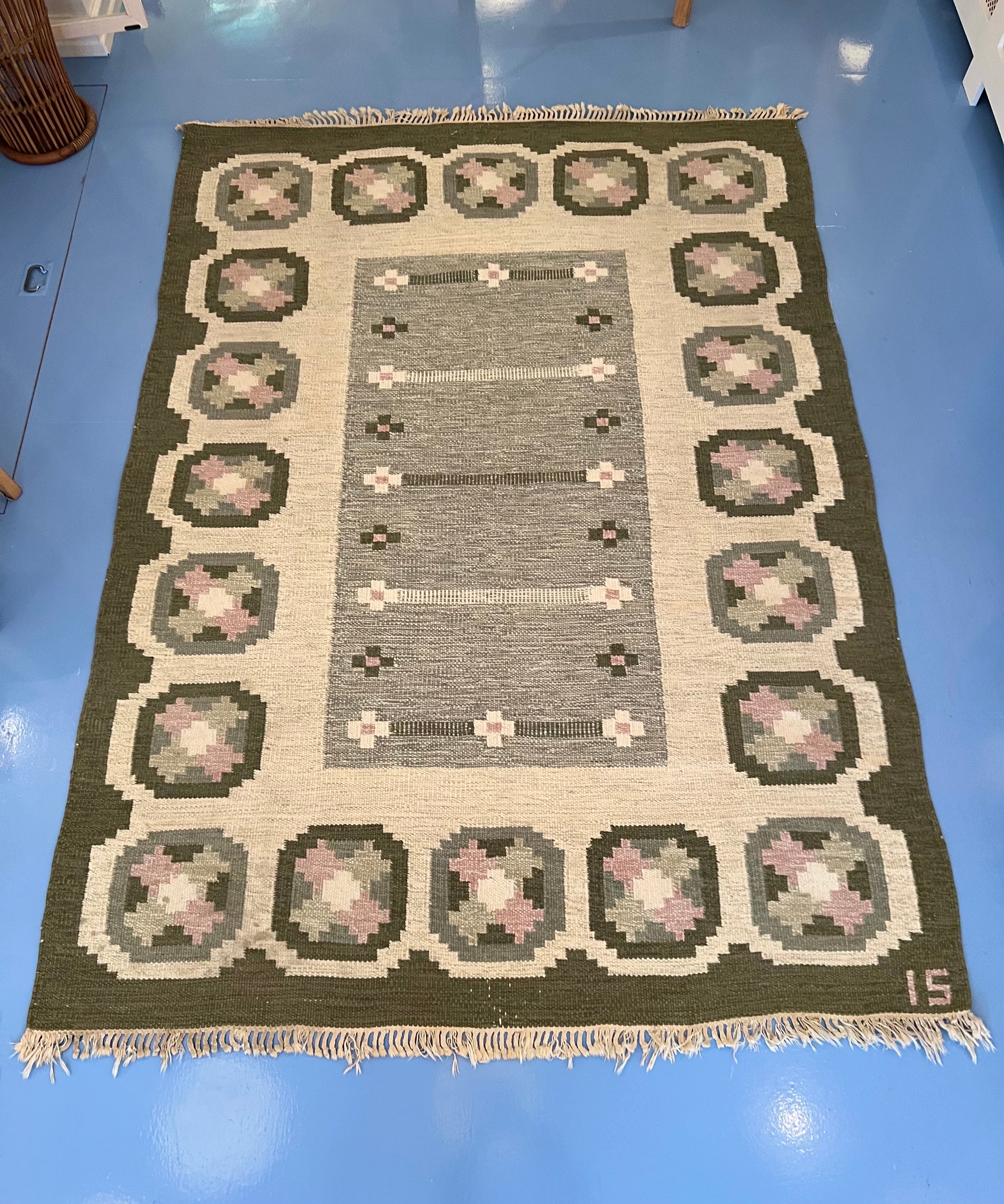 Vintage green/pink/ivory flat weave rug by Ingegerd Silow (IS)