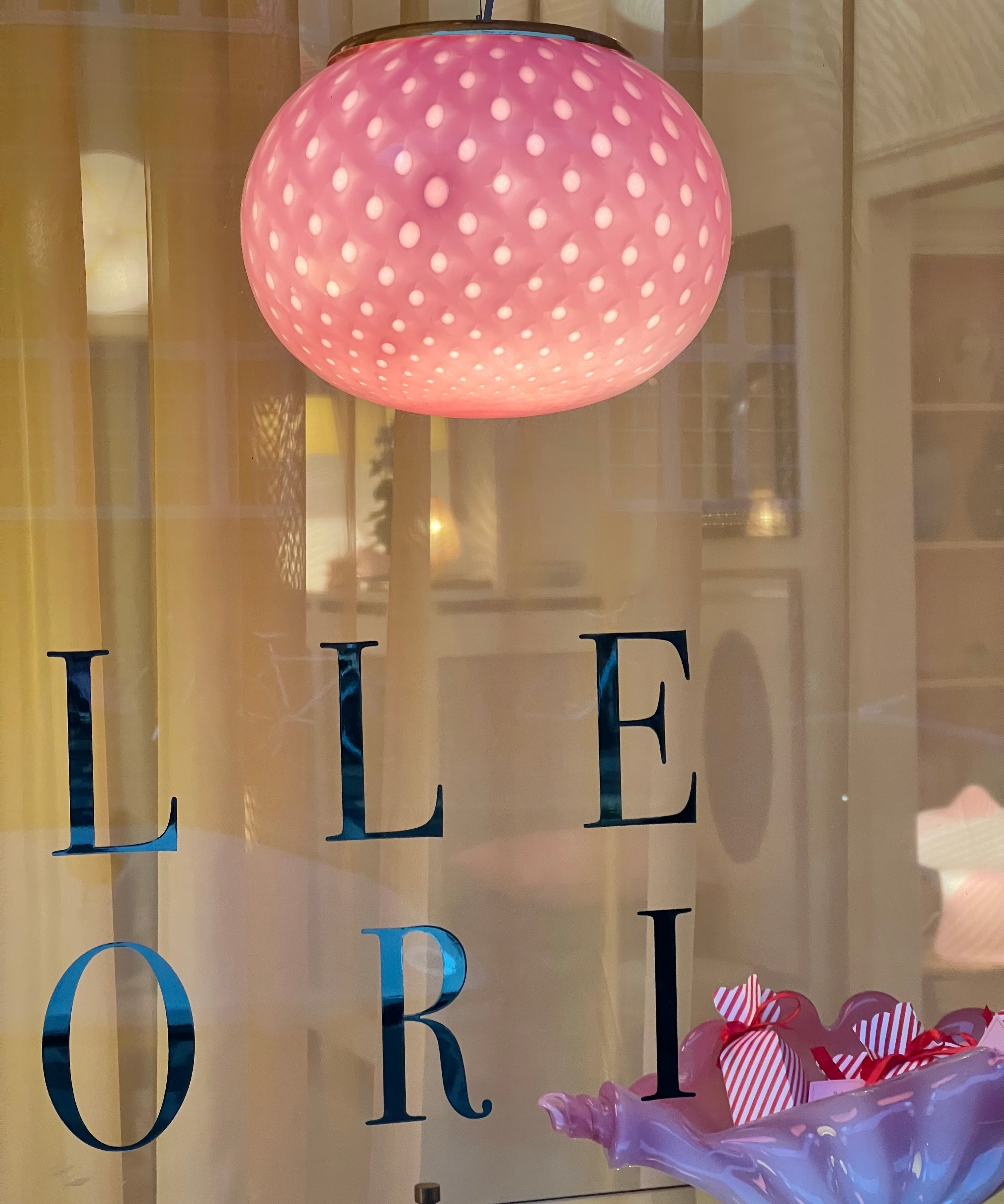 Vintage oval pink dotted Murano ceiling lamp