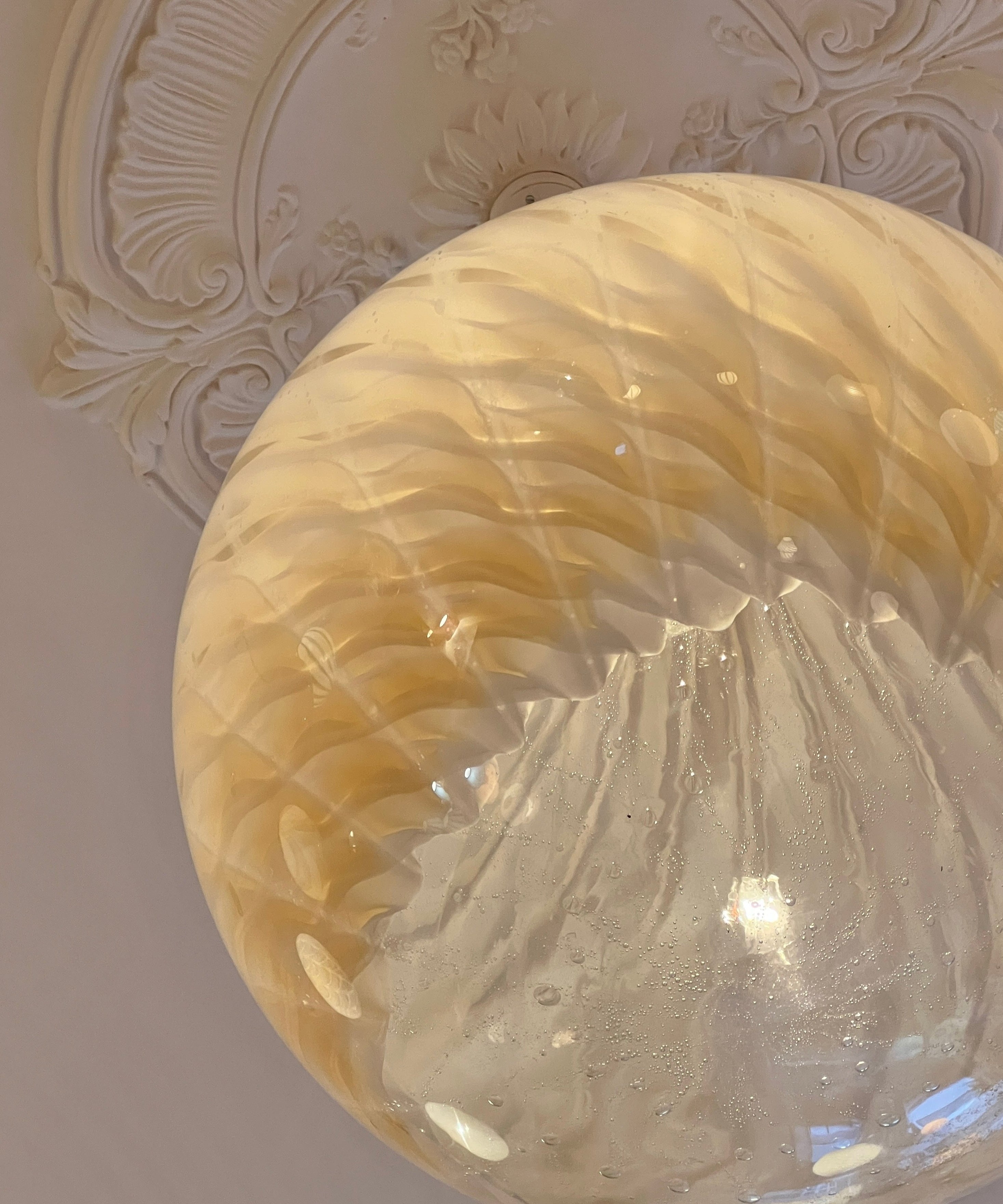 Large vintage golden/cream clear Murano ceiling lamp (D50)